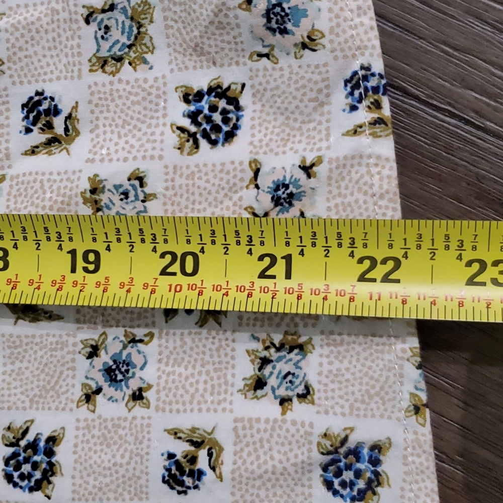 Women's Balloon Long Sleeve Poet Blouse - Picture 10 of 13